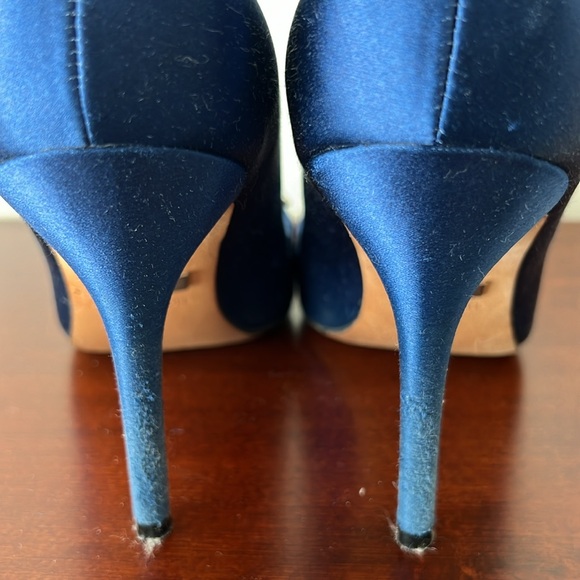 BADGLEY MISCHKA Blue Satin Heels - Picture 3 of 9